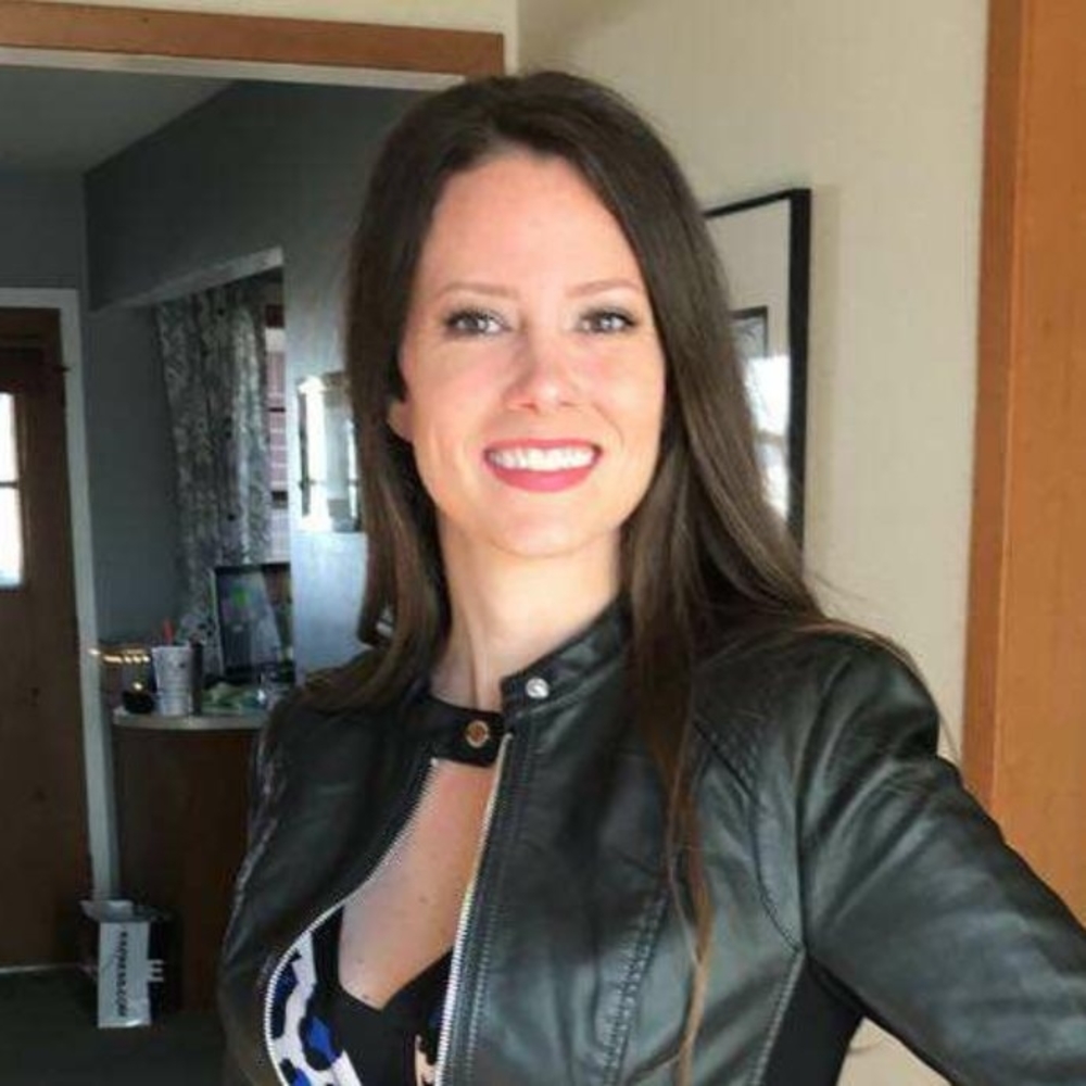 Meet your Posher, Jenn